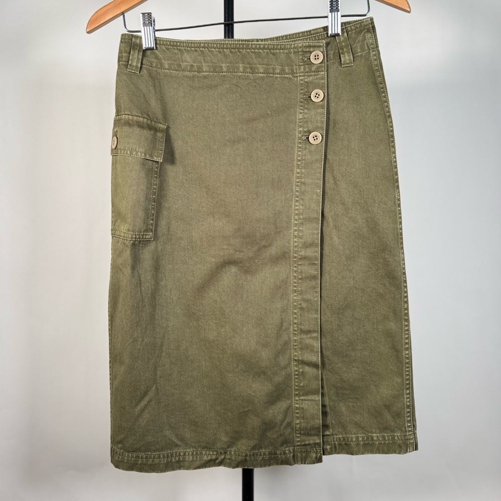 NWOT Garment-Dyed Cargo Midi Skirt / size 25
